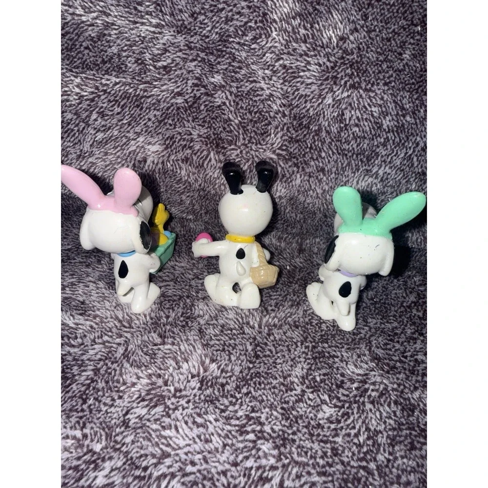 Lot of 3 Vintage Peanuts Easter Snoopy Bunny Wheelbarrow PVC Figures